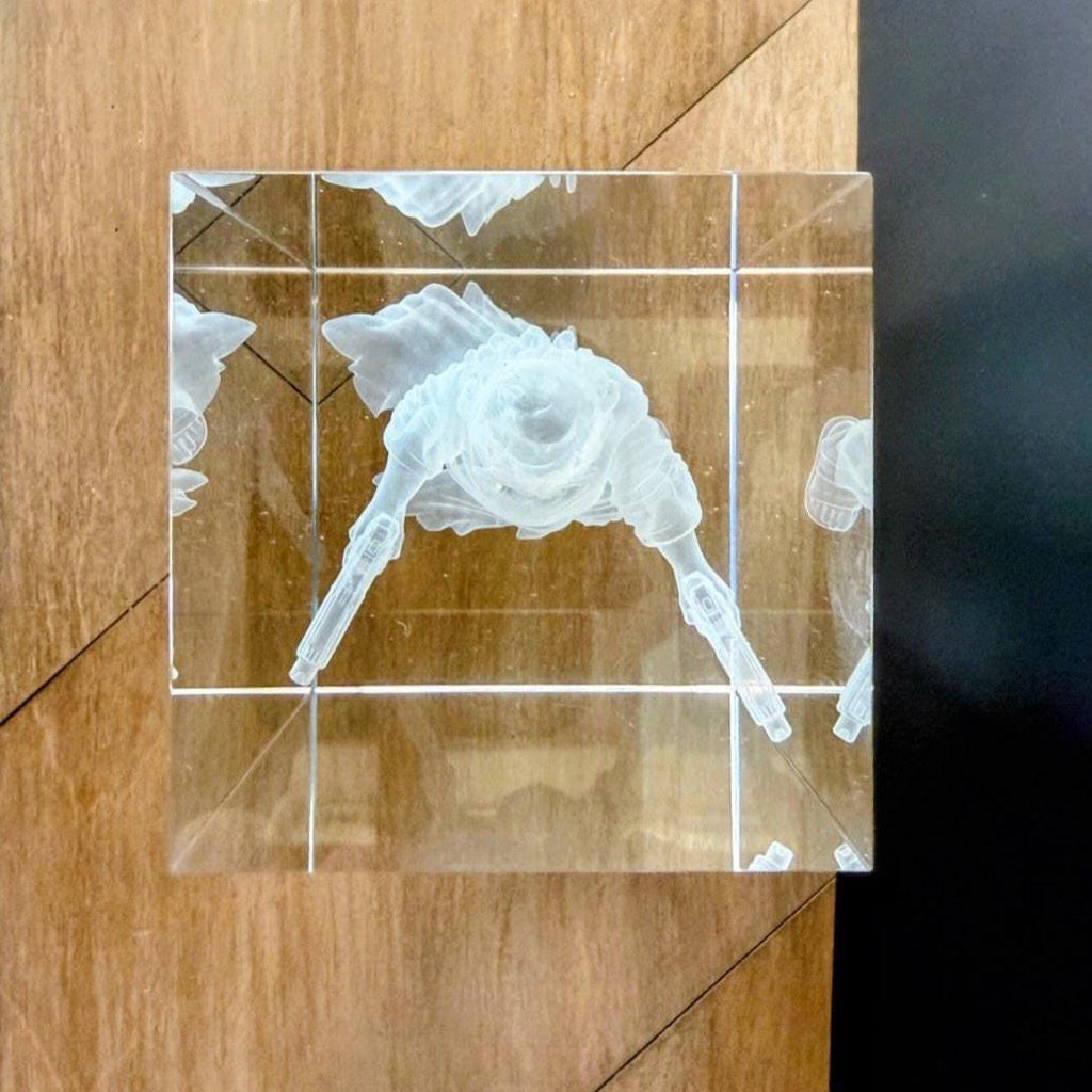 Uzi Jesus Glass Engraving | HeyZoos Dungeon Crawler Carl Crystal | 3D Laser Engraved Cube | Gamer Gift | Fantasy Collectible