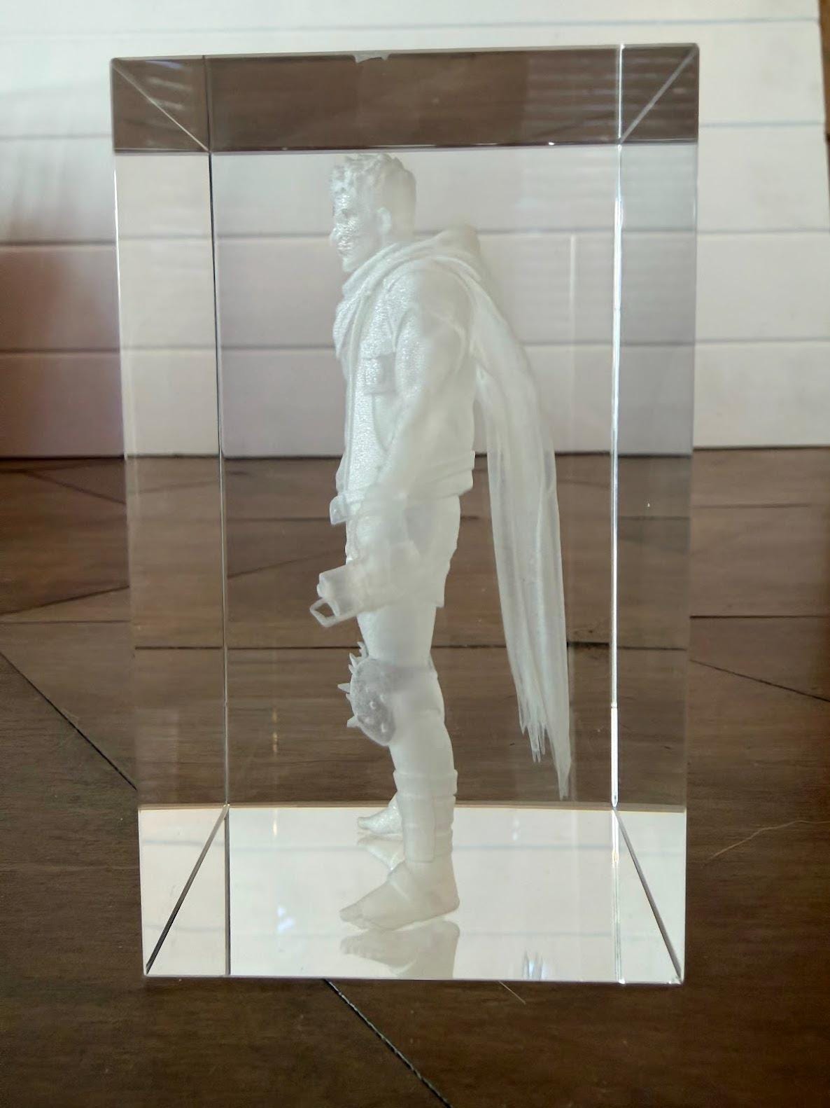Carl with Bomb & Boxers | Dungeon Crawler Carl Glass Engraved Cube – 3D Internal Laser Engraving | Nerdy Collectible Gift